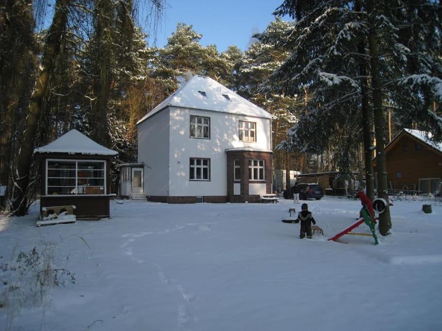 Villa Am See - Naehe Berlin Biesenthal Екстериор снимка